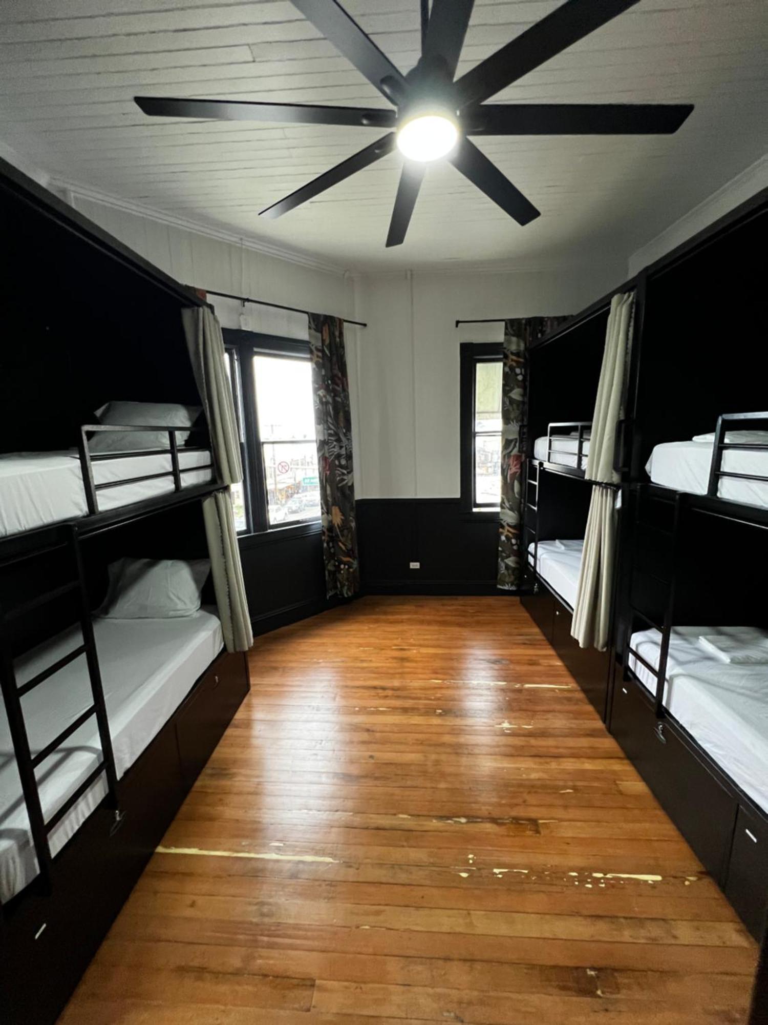 Howzit Hostels Hawaii Hilo Extérieur photo