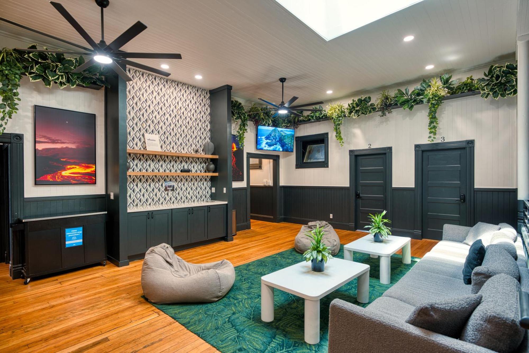 Howzit Hostels Hawaii Hilo Extérieur photo